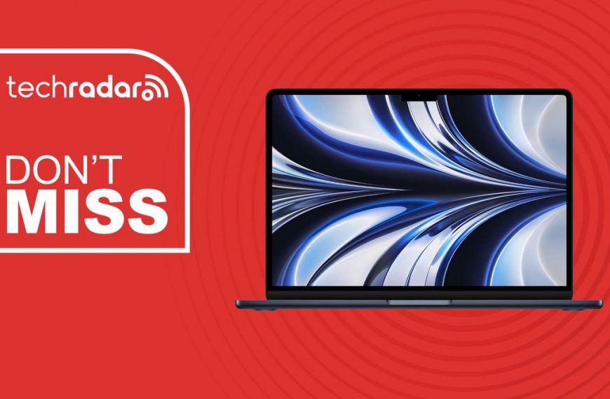 Blast-Fast MacBook Air Deals You’ve…
